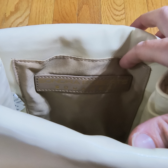 NWT Sondra Roberts Squared bag, cream color - Picture 13 of 16